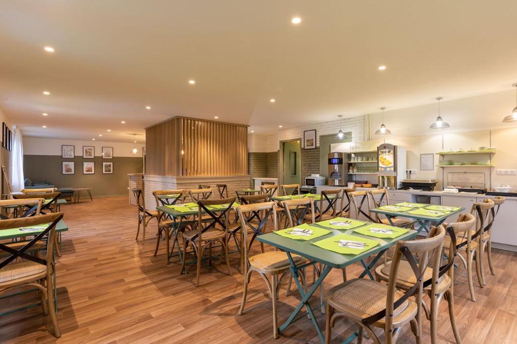 Sure Hotel By Best Western Plaisir Dış mekan fotoğraf
