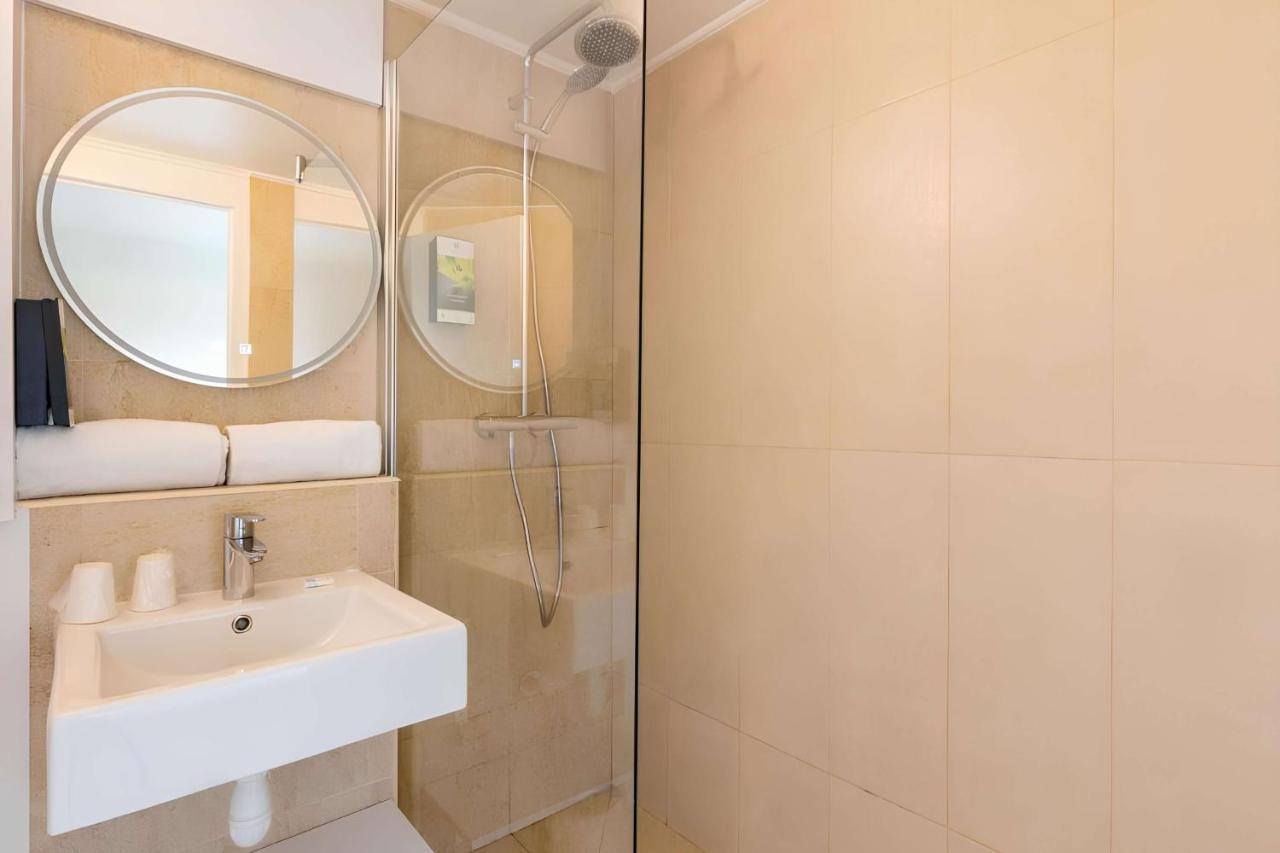 Sure Hotel By Best Western Plaisir Dış mekan fotoğraf