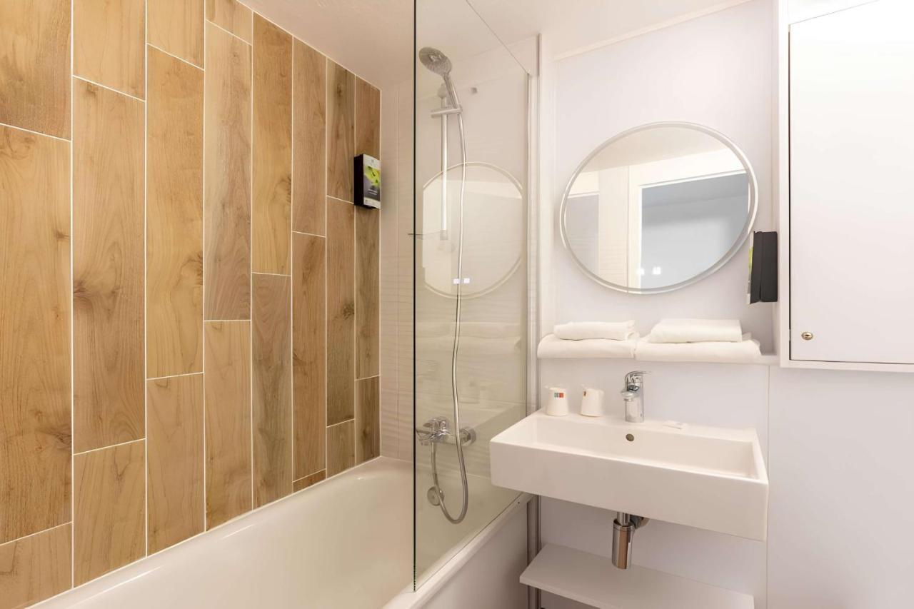 Sure Hotel By Best Western Plaisir Dış mekan fotoğraf