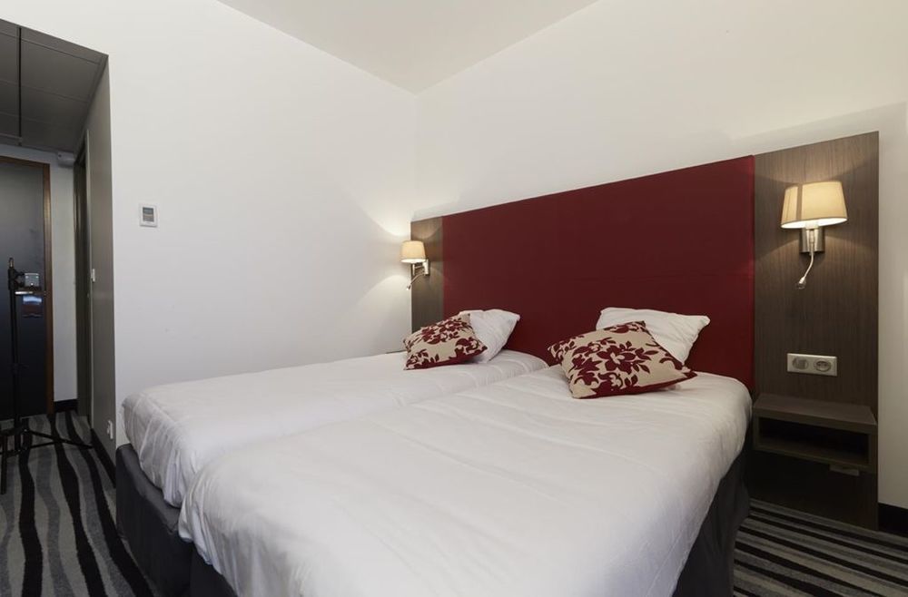 Sure Hotel By Best Western Plaisir Oda fotoğraf